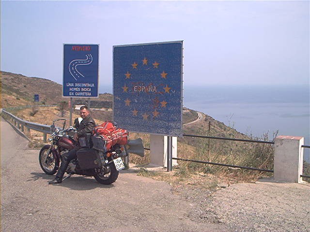 Beschreibung: Macintosh HD:Users:golfbear:Desktop:Graf-Online:Material:Bike_Pics:GrenzeEs.JPG