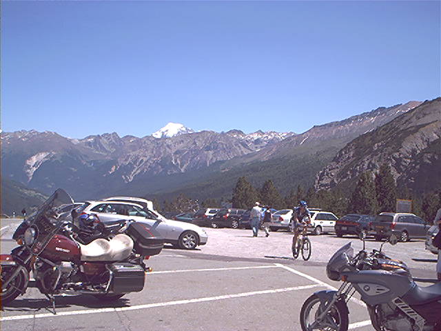 Beschreibung: Macintosh HD:Users:golfbear:Desktop:Graf-Online:Material:Bike_Pics:2004-70 Ofenpass.JPG