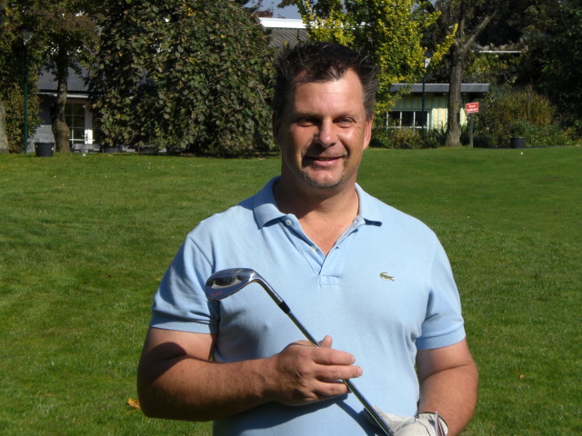 Beschreibung: Beschreibung: Macintosh HD:Users:golfbear:Desktop:Graf-Online:Material:Sport_Pics:CIMG0118.JPG